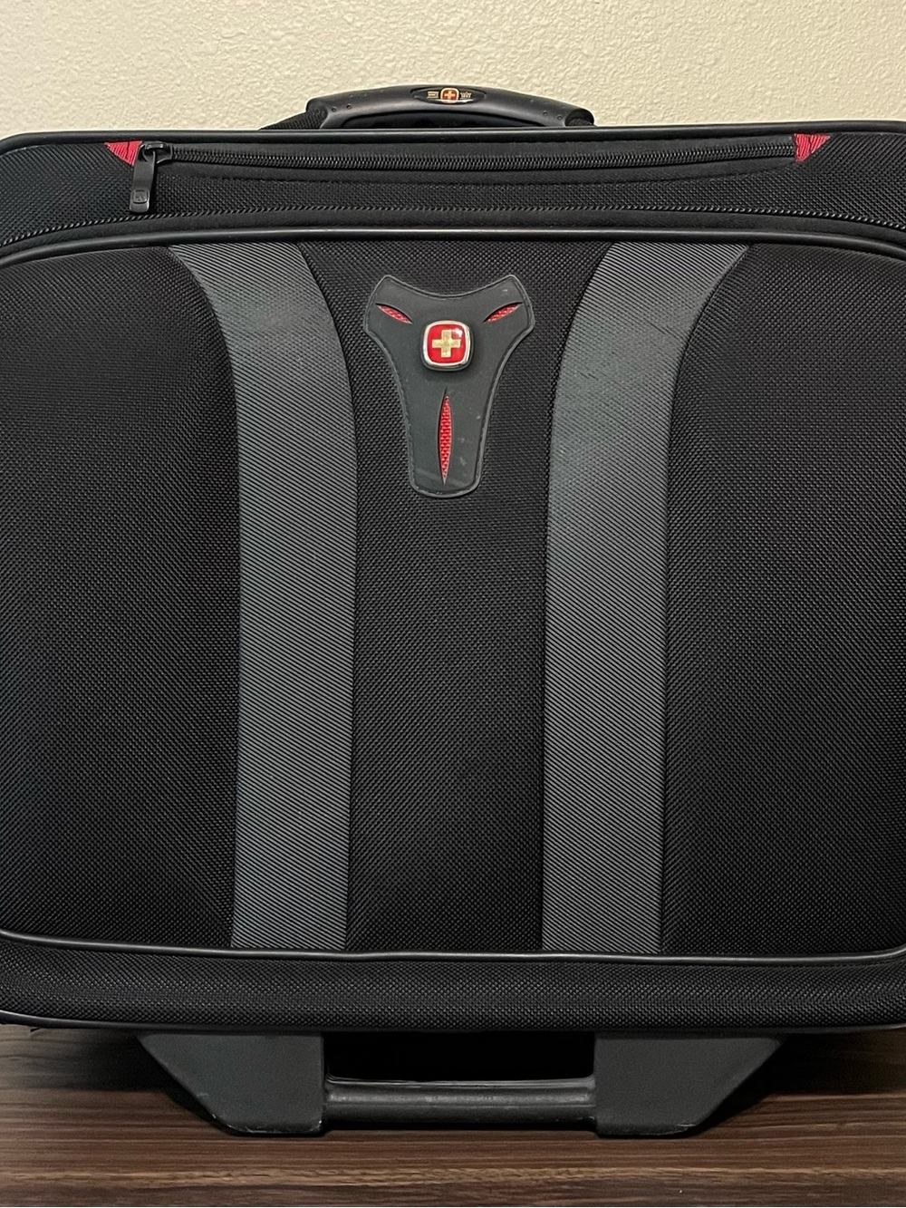 SwissGear Black and Grey Rolling Travel Briefcase